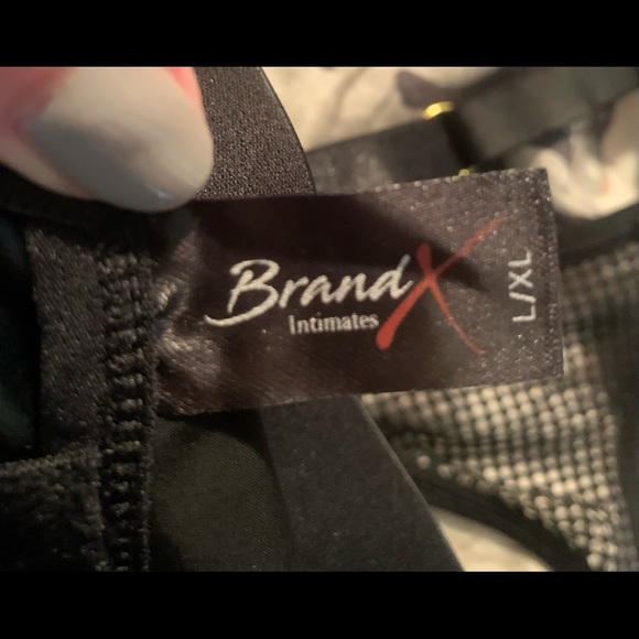 BrandX Intimates Ass Rider Bra - Picture 2 of 3
